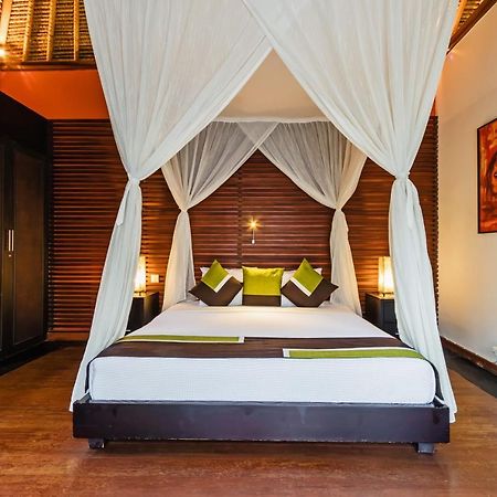 Villa Sasoon 1, 100 Mt To Beach Candi Dasa  Exterior photo