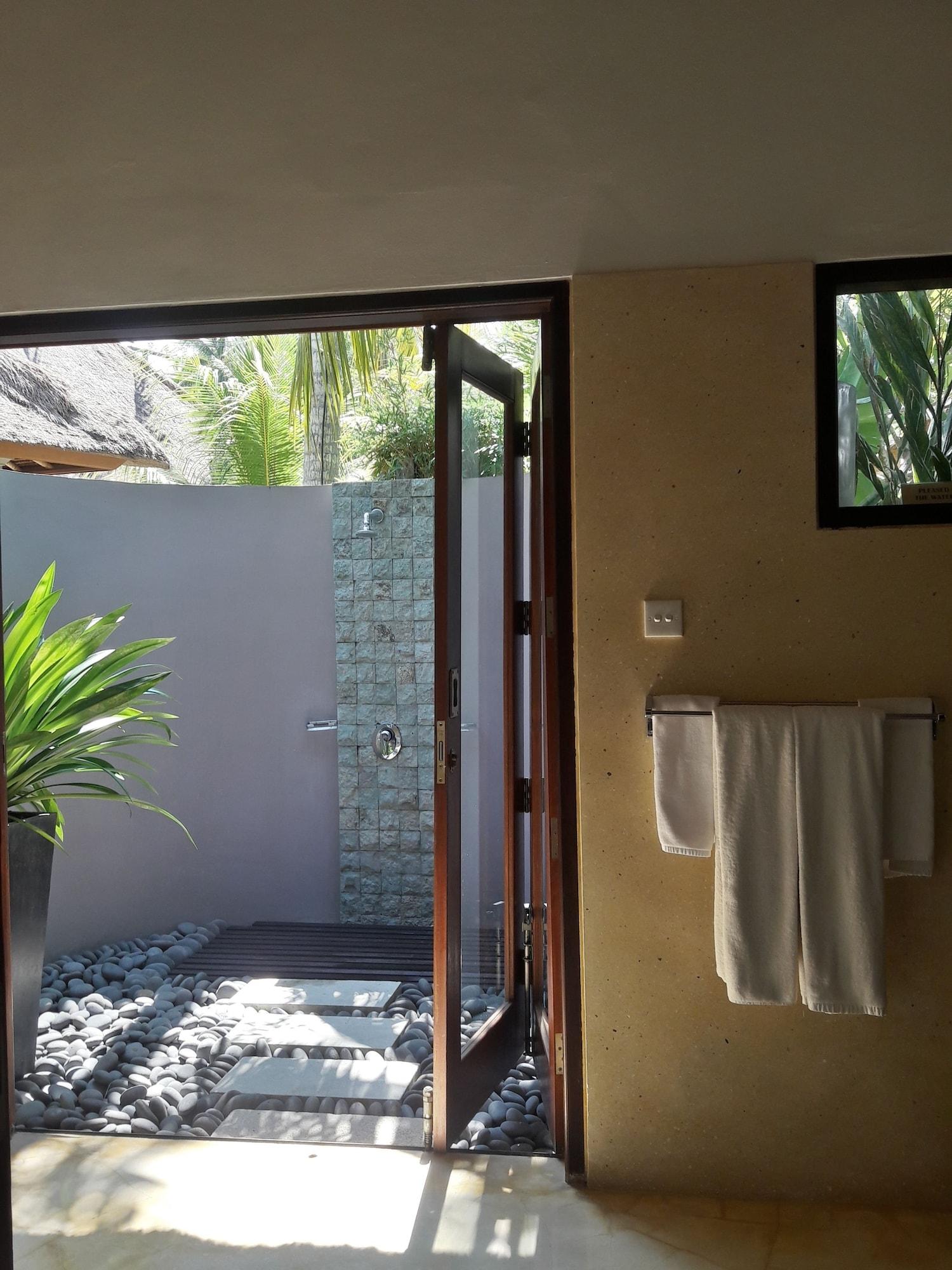 Villa Sasoon 1, 100 Mt To Beach Candi Dasa  Exterior photo