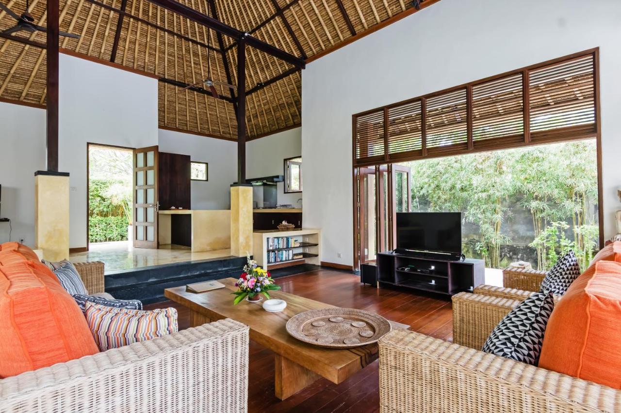 Villa Sasoon 1, 100 Mt To Beach Candi Dasa  Exterior photo