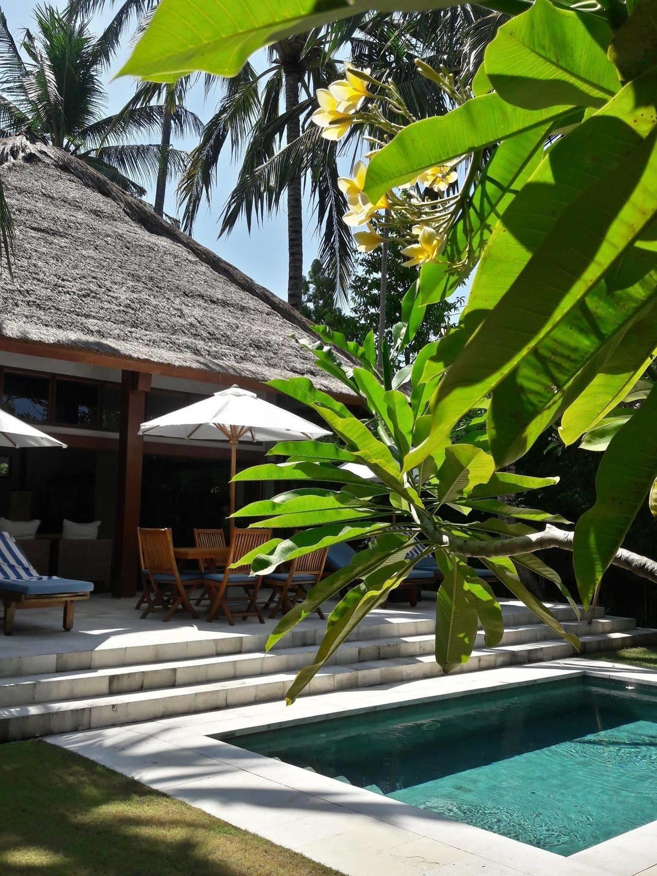 Villa Sasoon 1, 100 Mt To Beach Candi Dasa  Exterior photo